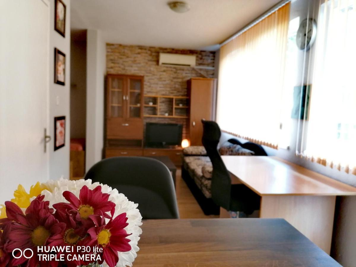 Comfort Getaway Studio Varna Exterior foto